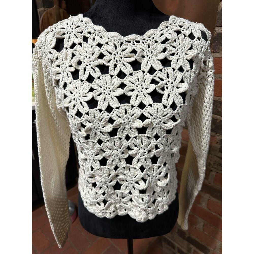 Altar’d State Crochet Sweater Pullover Neutral floral hippie Boho Ivory XS